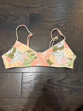 Xhilaration Floral Bikini Top in Coral, Yellow & Green